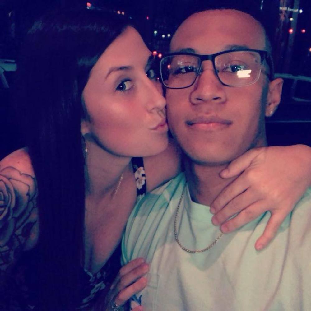 Meet your Posher, Courtney